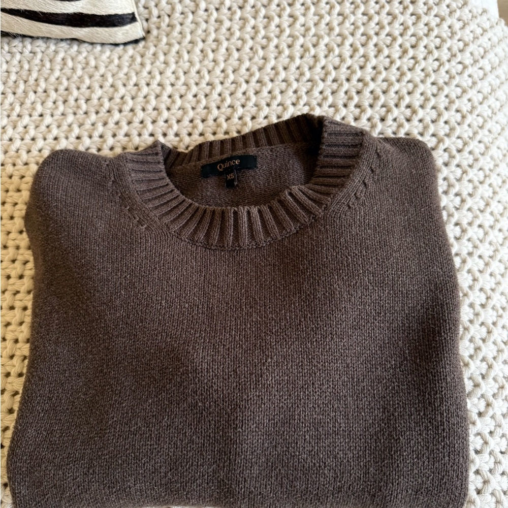 Quince Women's Boyfriend Crewneck Sweater in Brown XS